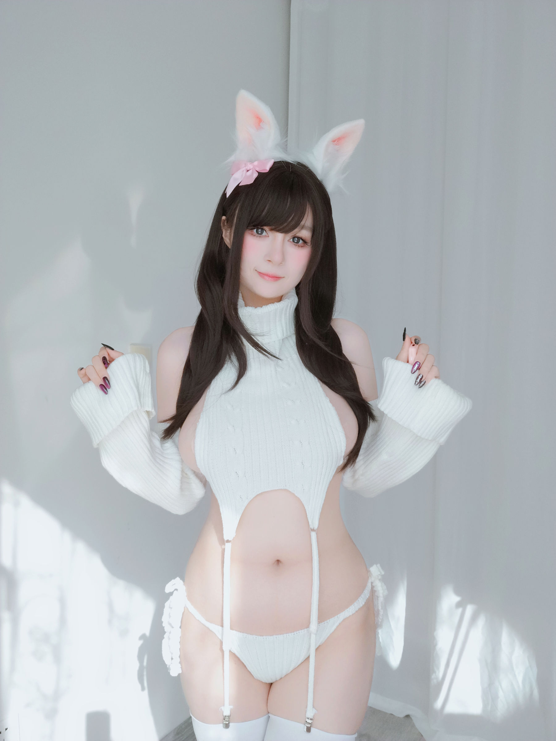 [COSPLAY] Coser小姐姐白银 – 小兔子