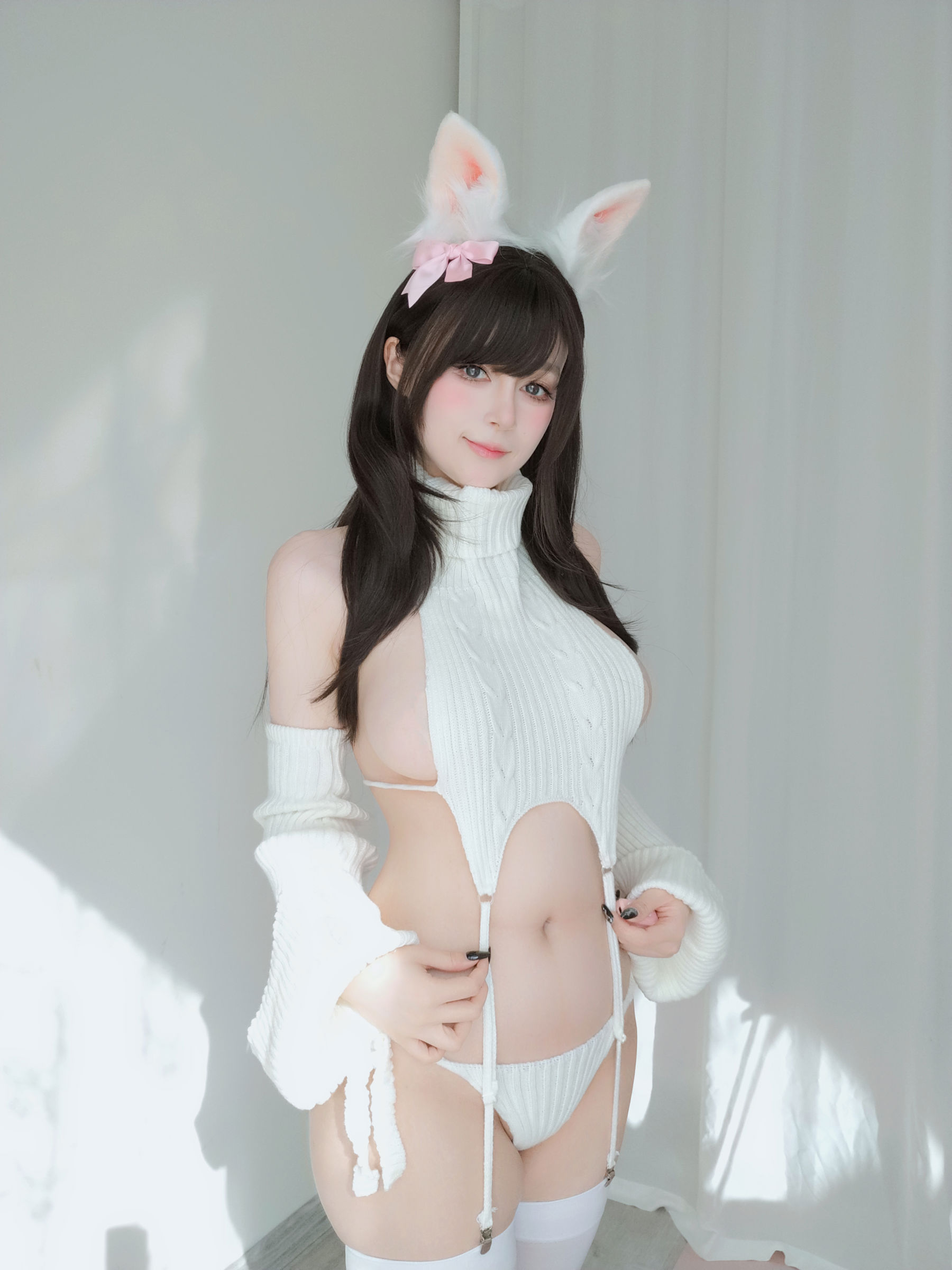 [COSPLAY] Coser小姐姐白银 – 小兔子