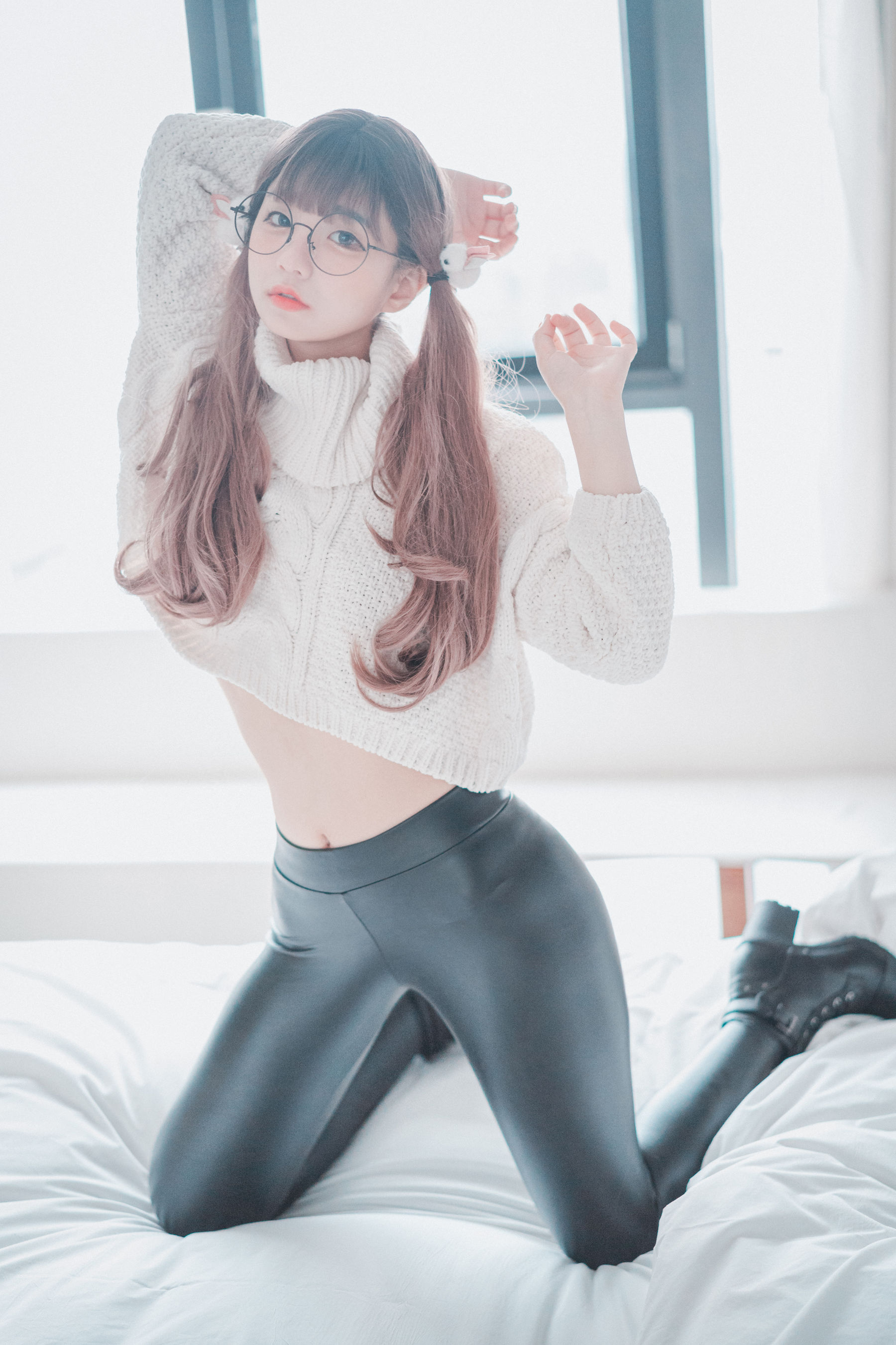 [DJAWA] Jenny – Loose and Tight White [41P]