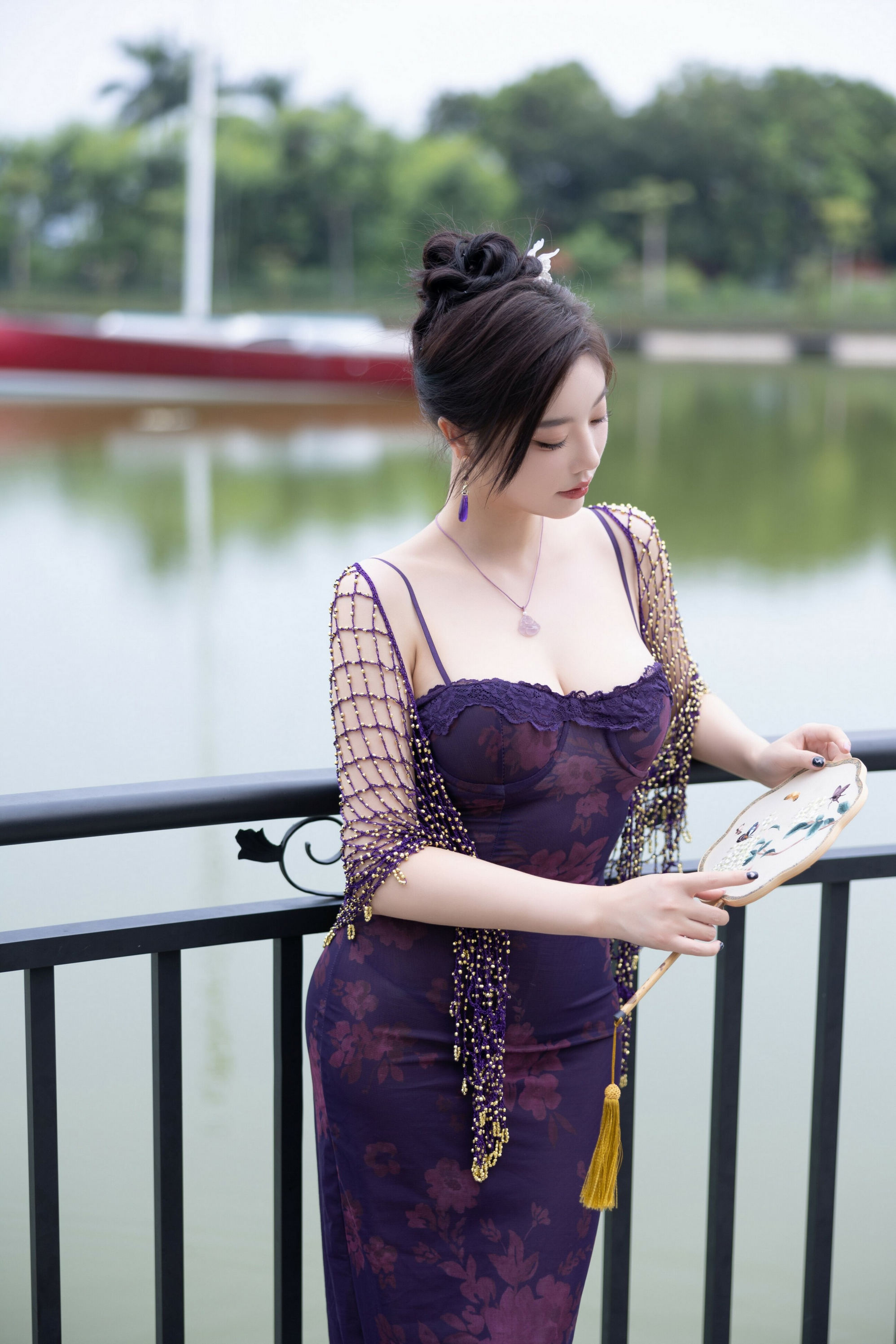 [秀人内购] 杨晨晨 诱人私拍福利 紫色情趣内衣