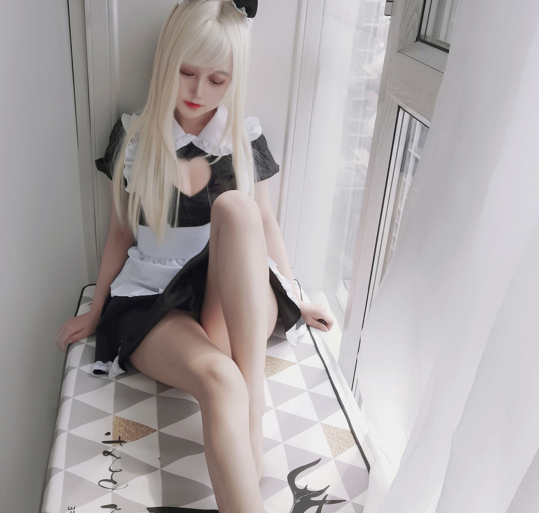 [COSPLAY]eloise软软 – 女仆长裙