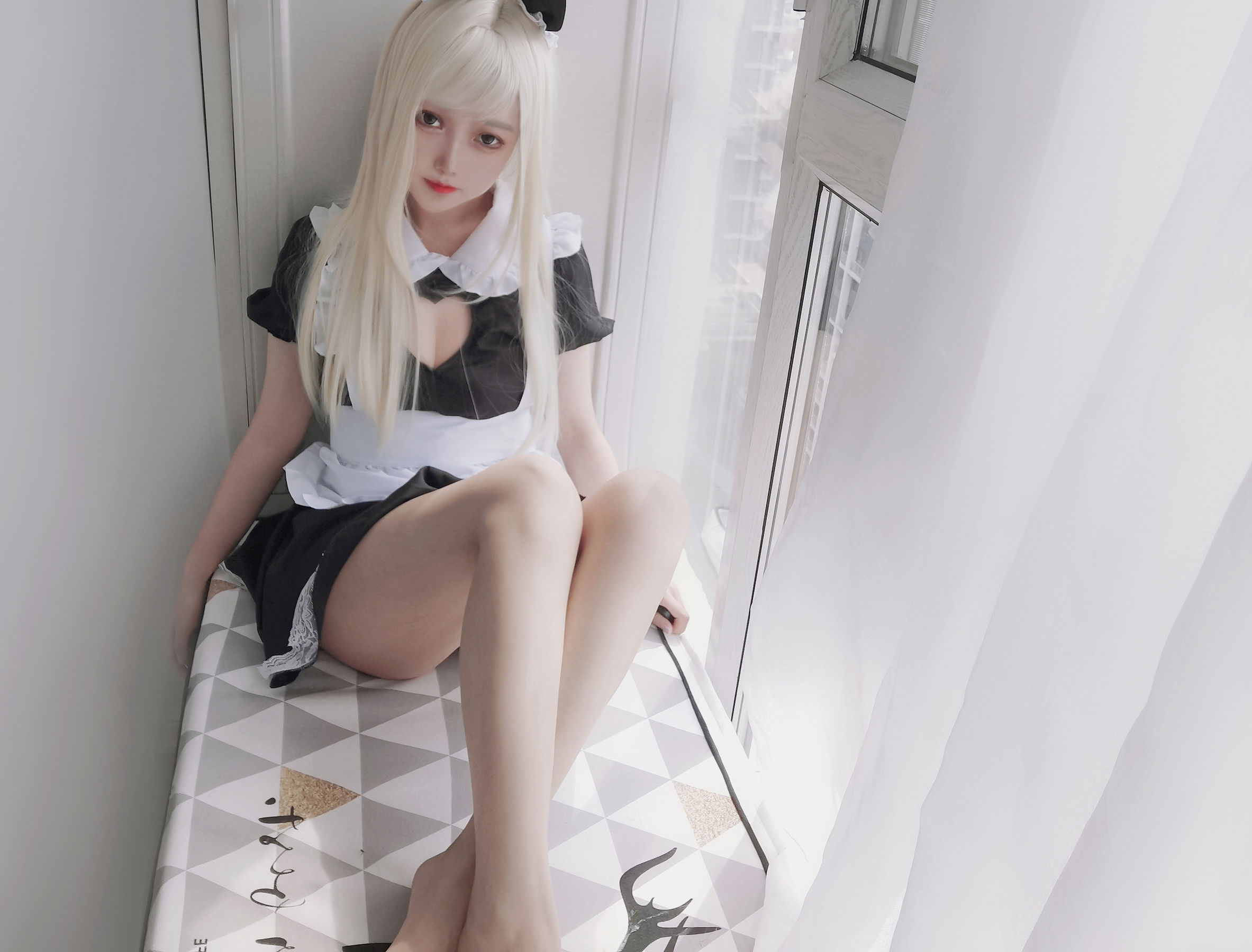 [COSPLAY]eloise软软 – 女仆长裙
