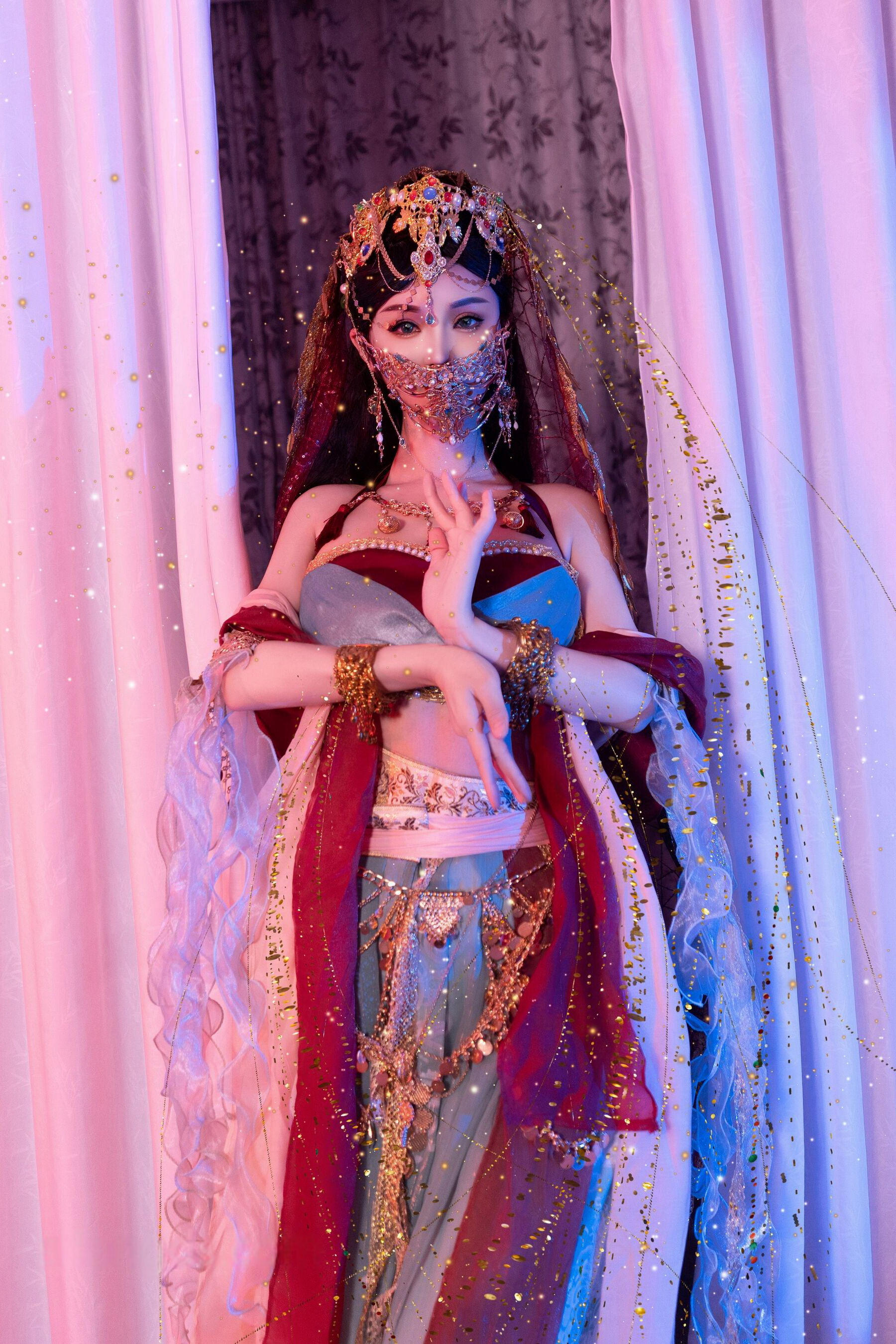 [秀人内购] 不吃冰淇淋 诱人私拍福利 芭比娃娃敦煌飞天