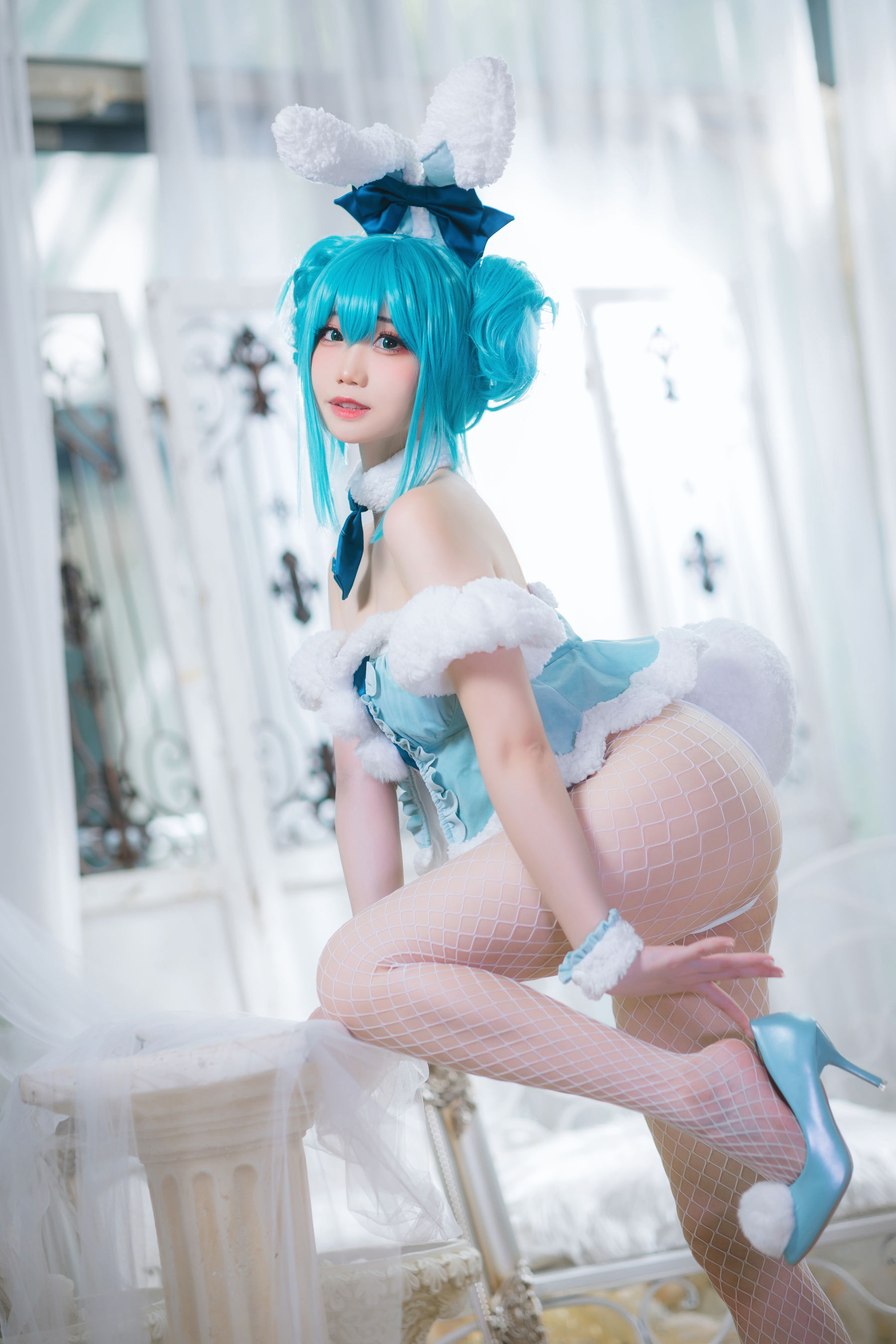 [COSPLAY] 焖焖碳 – 初音兔女郎