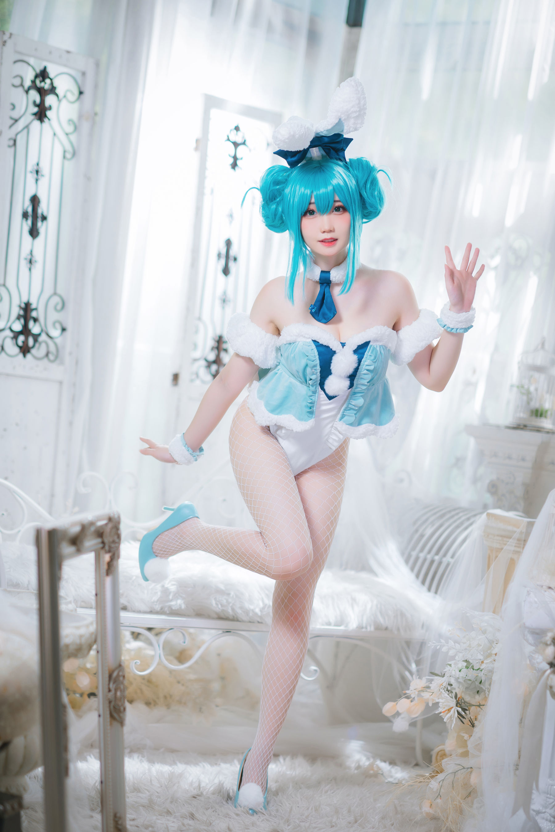 [COSPLAY] 焖焖碳 – 初音兔女郎