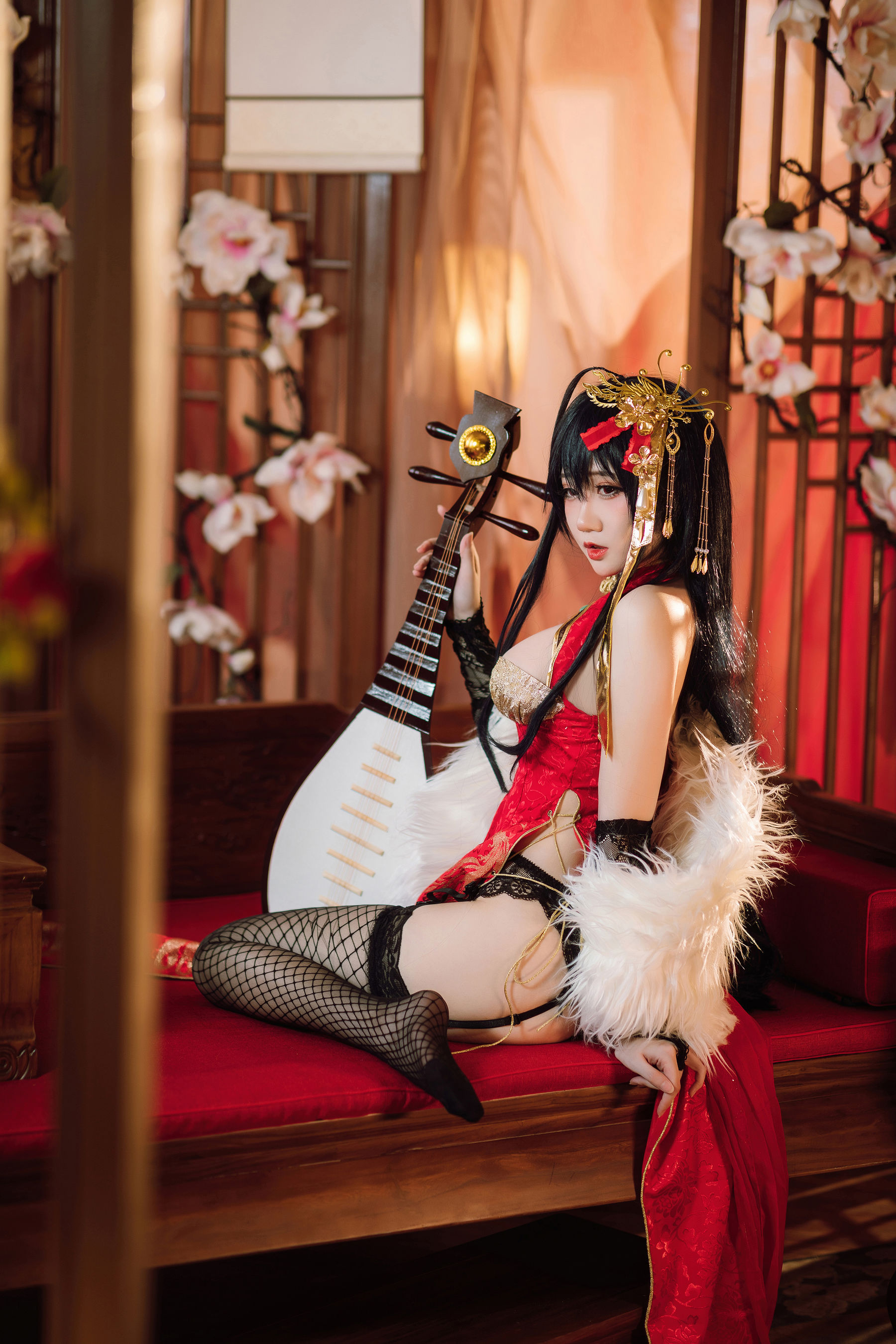 [COSPLAY] 焖焖碳 – 大凤旗袍