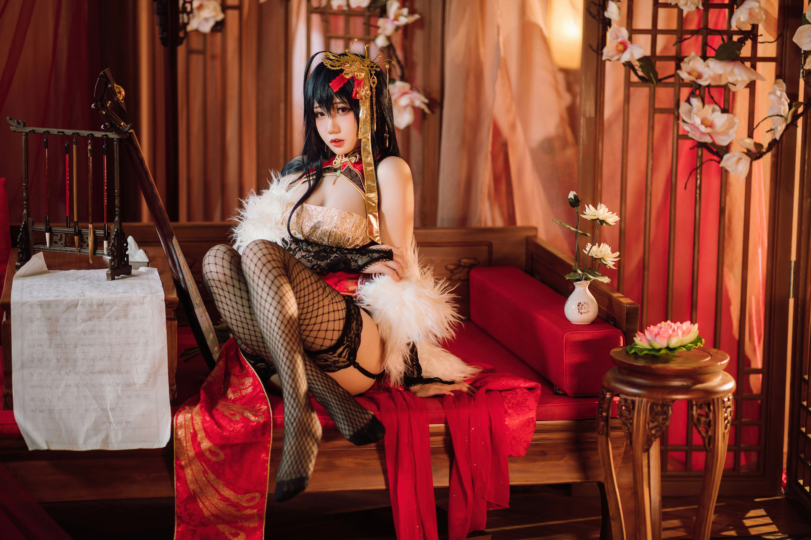 [COSPLAY] 焖焖碳 – 大凤旗袍