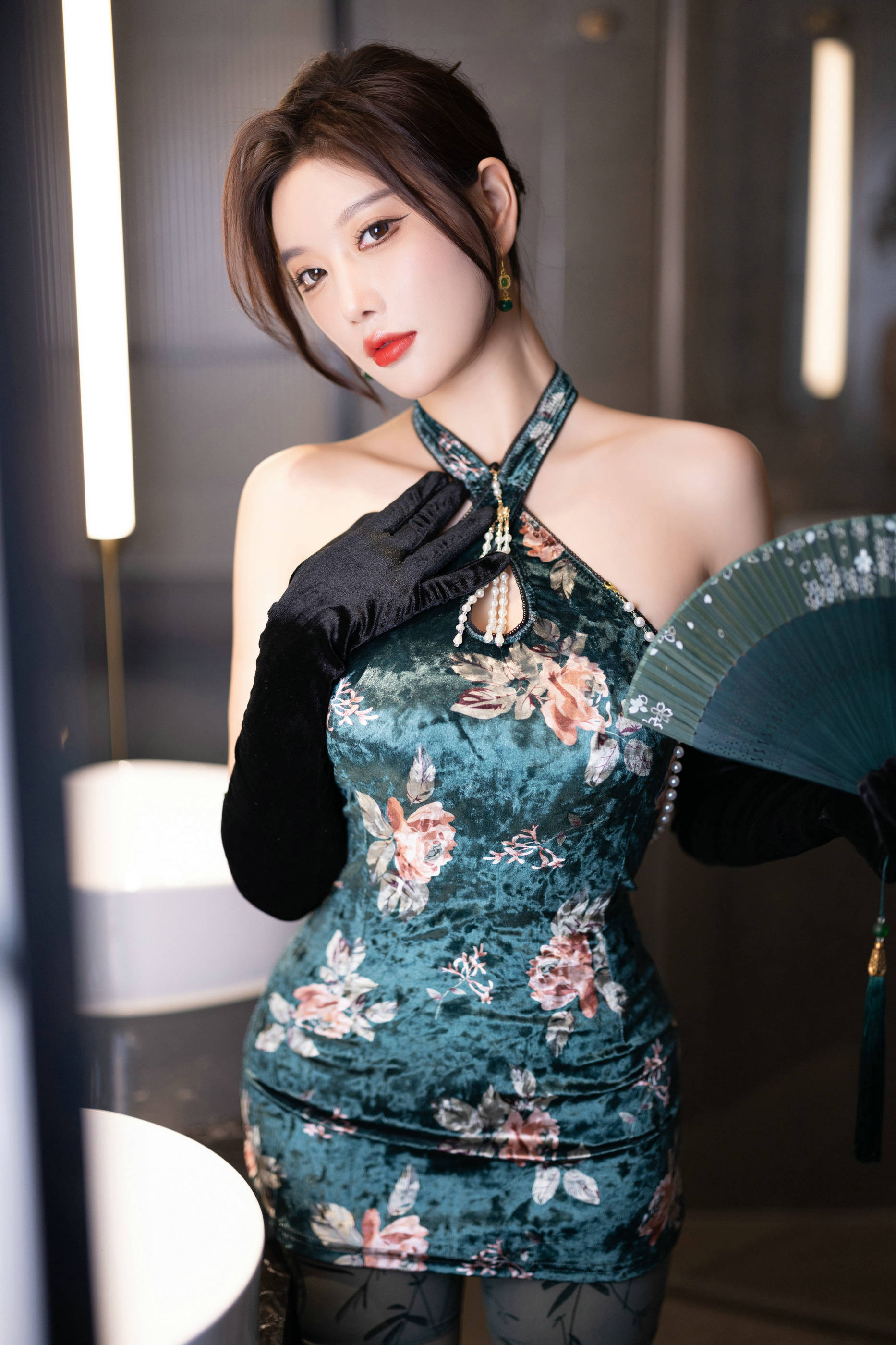 [秀人内购] 杨晨晨 诱人私拍福利 浅绿情趣内衣