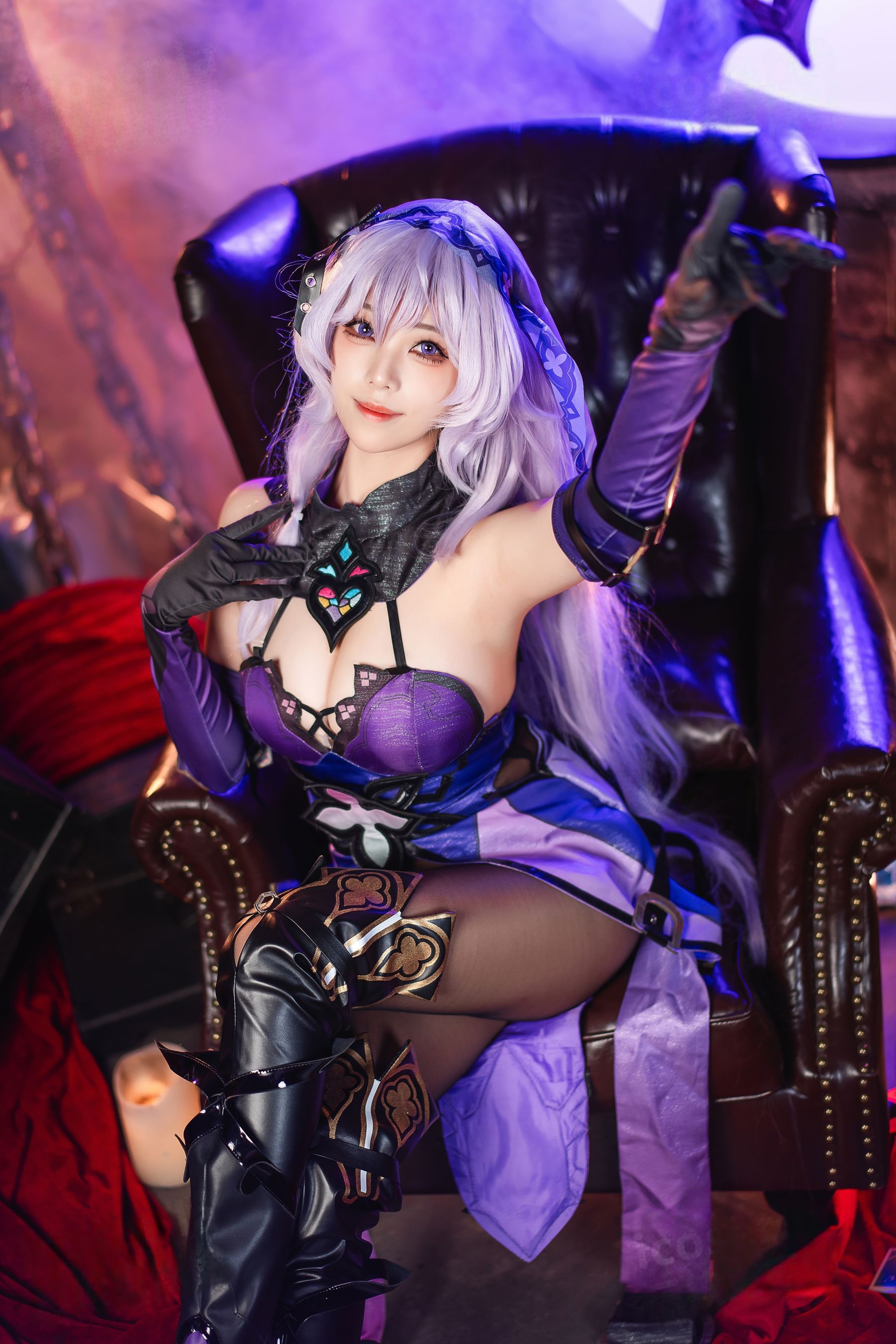 [COSPLAY]蜜汁猫裘 – 黑天鹅