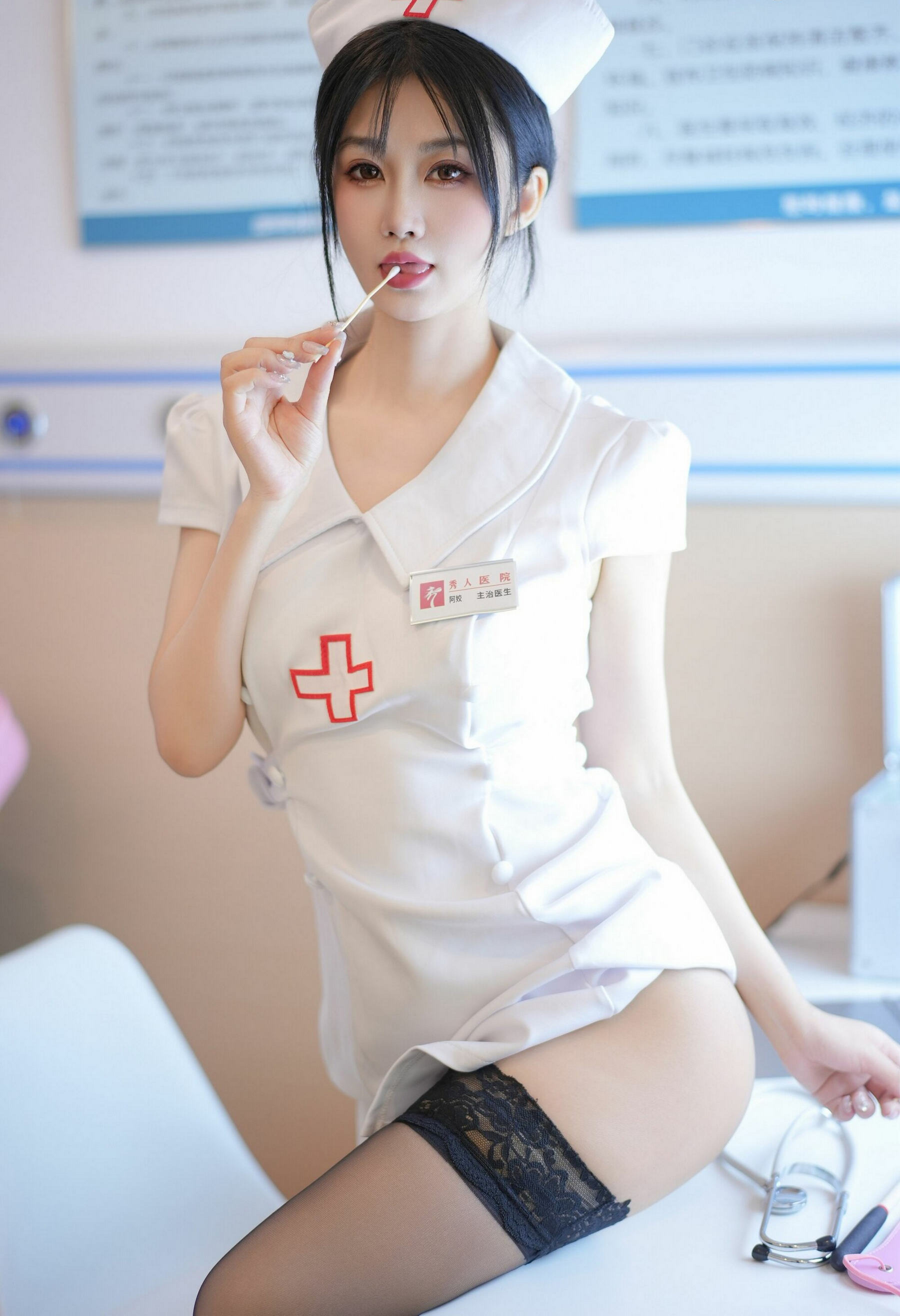 [秀人内购] laura阿姣 诱人私拍福利 黑丝护士