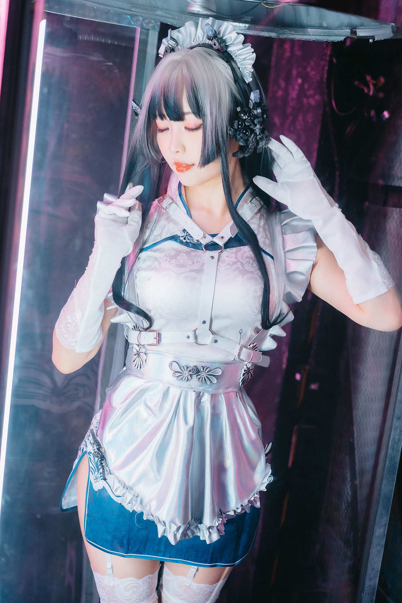 [COSPLAY] Ely_eee(ElyEE子) – 賽博女僕 青輝石