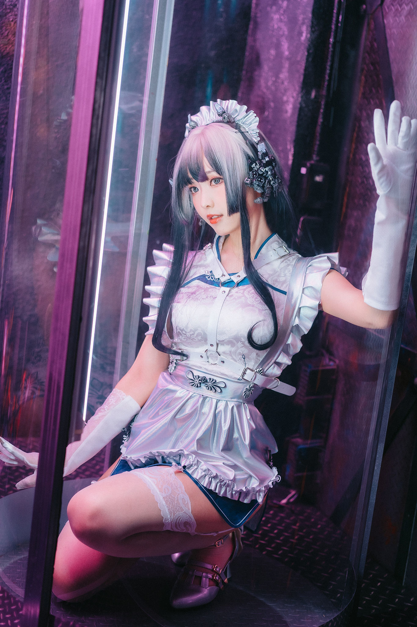 [COSPLAY] Ely_eee(ElyEE子) – 賽博女僕 青輝石