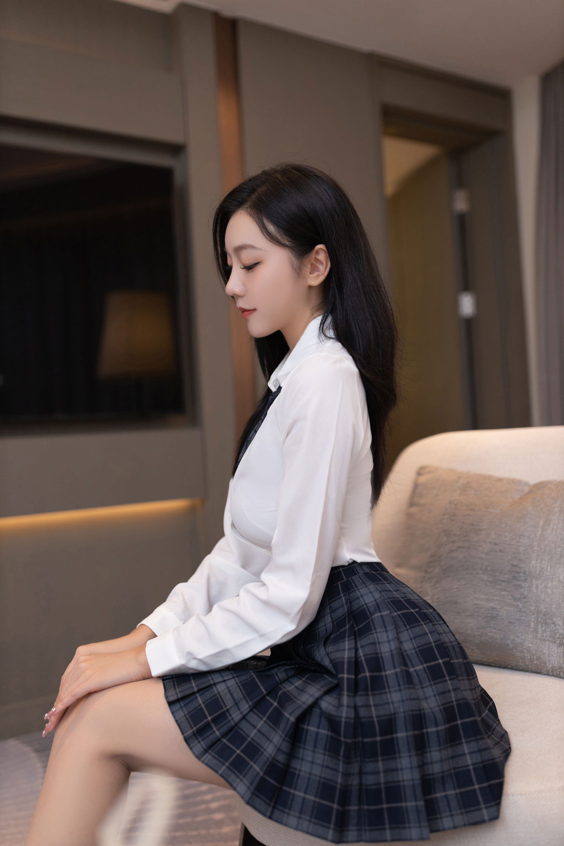 [秀人内购] 安然anran 诱人私拍福利 香艳学妹