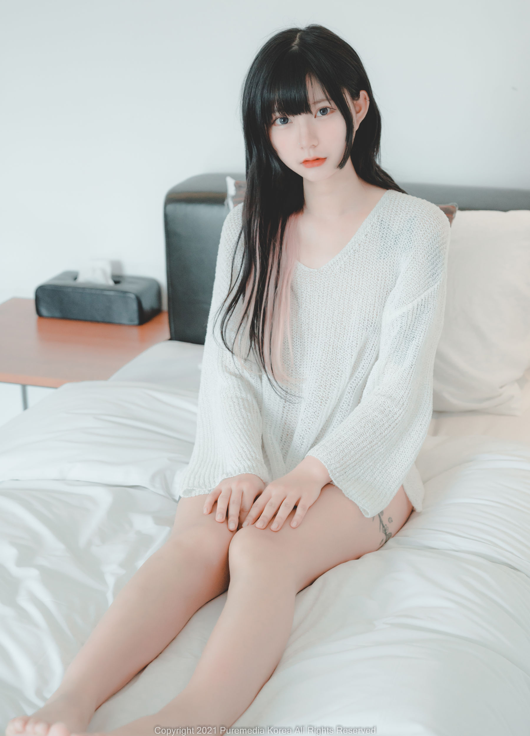 [PURE MEDIA] Hizzy 轻薄白T [38P]