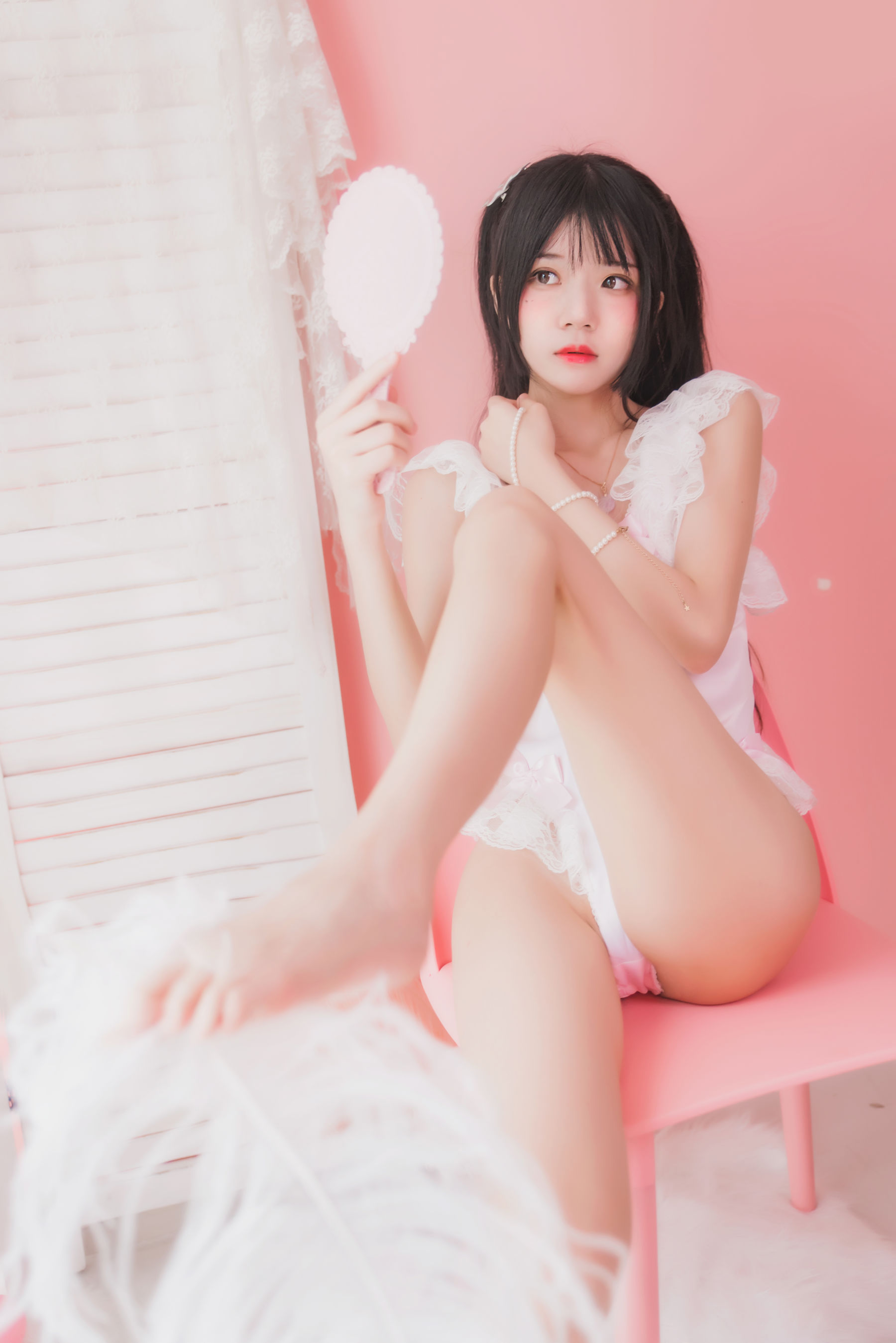 [COSPLAY] 桜桃喵 – 冬眠系列 粉色浴缸