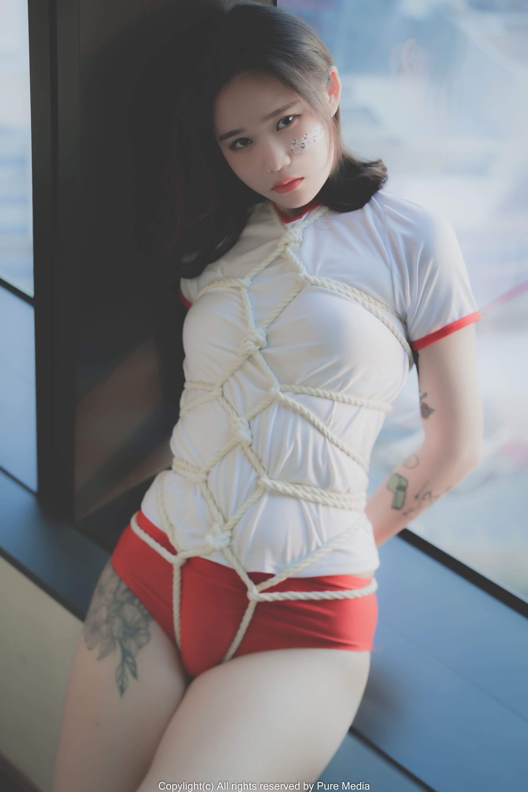 [PURE MEDIA] SIRA 捆绑运动服 [62P]