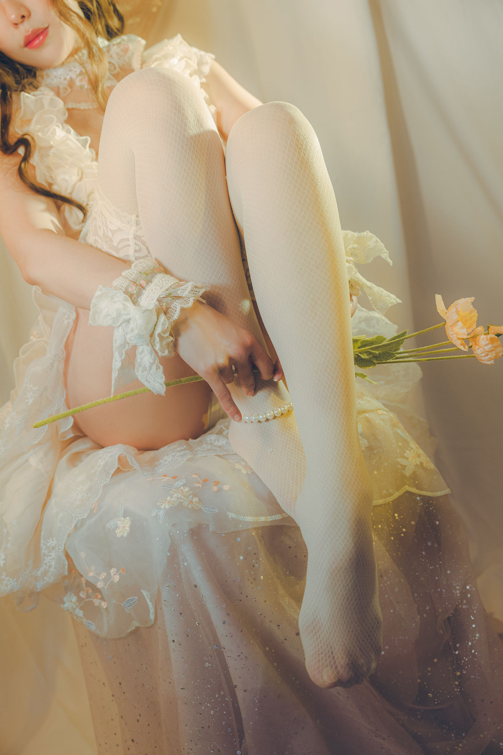 [COSPLAY] Ely_eee(ElyEE子) – Red panda~Lingerie 小熊貓古典蕾絲