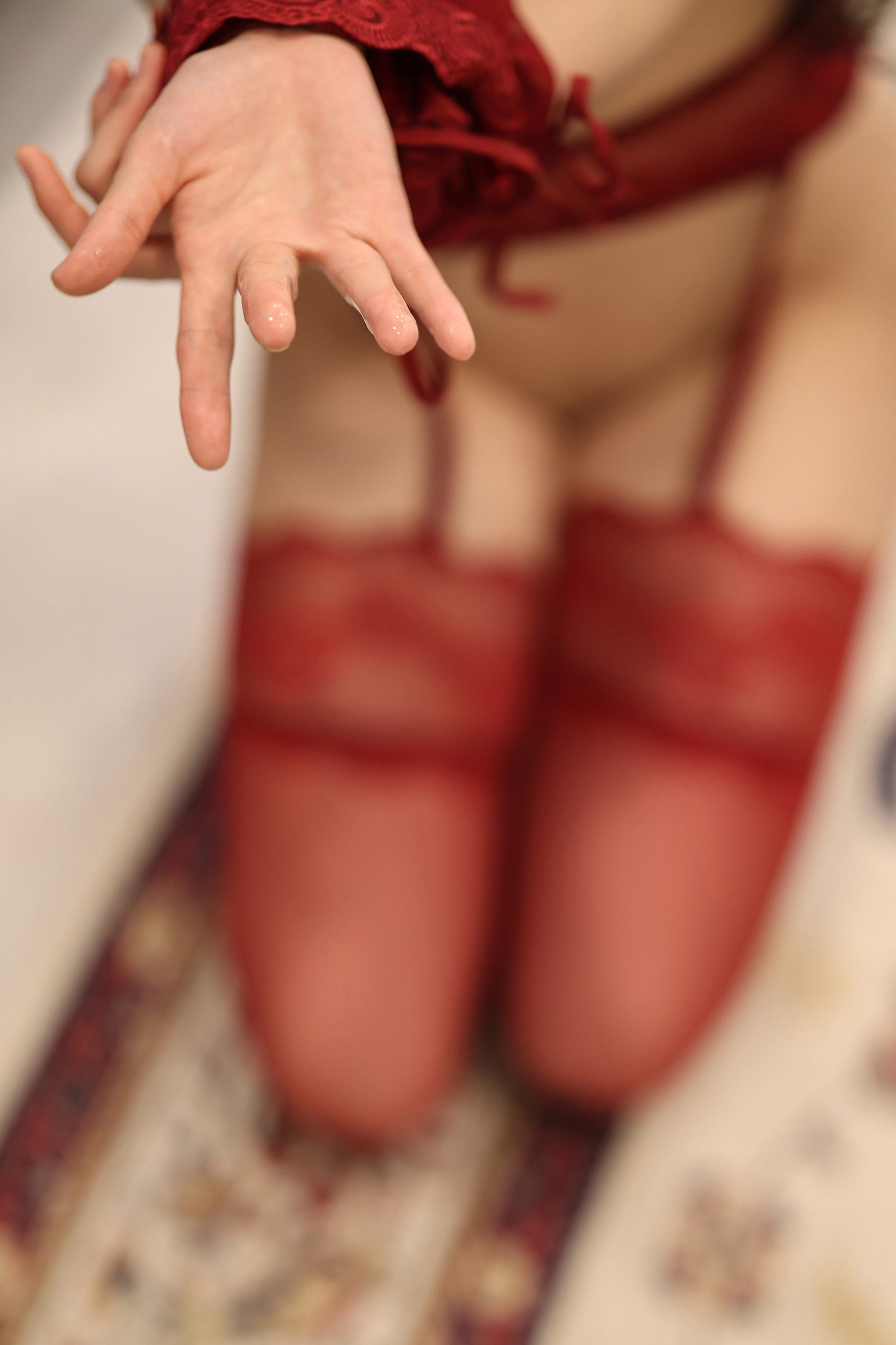 [秀人内购] 朱可儿 诱人私拍福利 红色情趣