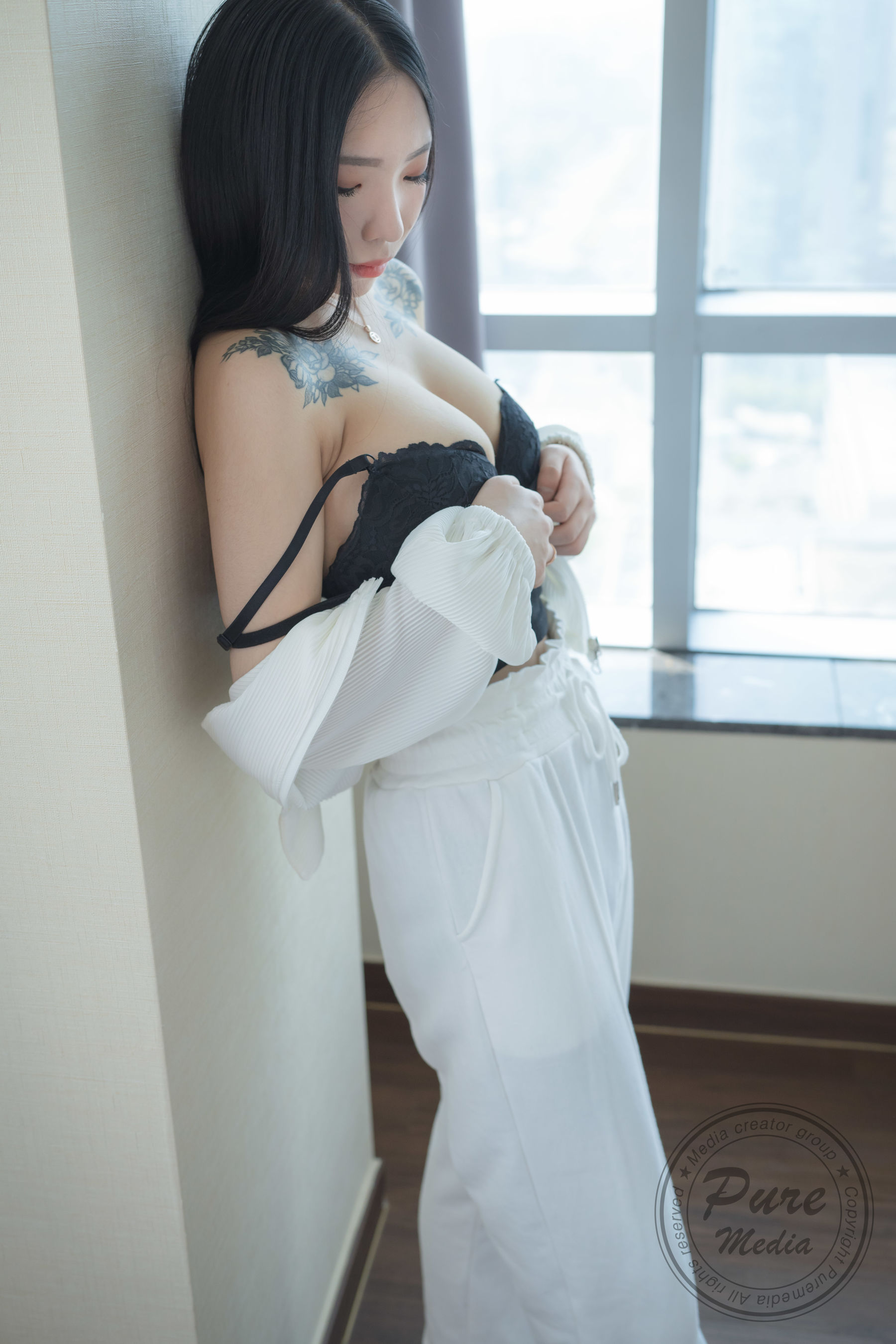 [PURE MEDIA] Yeon-hwa 黑色内衣 [28P]