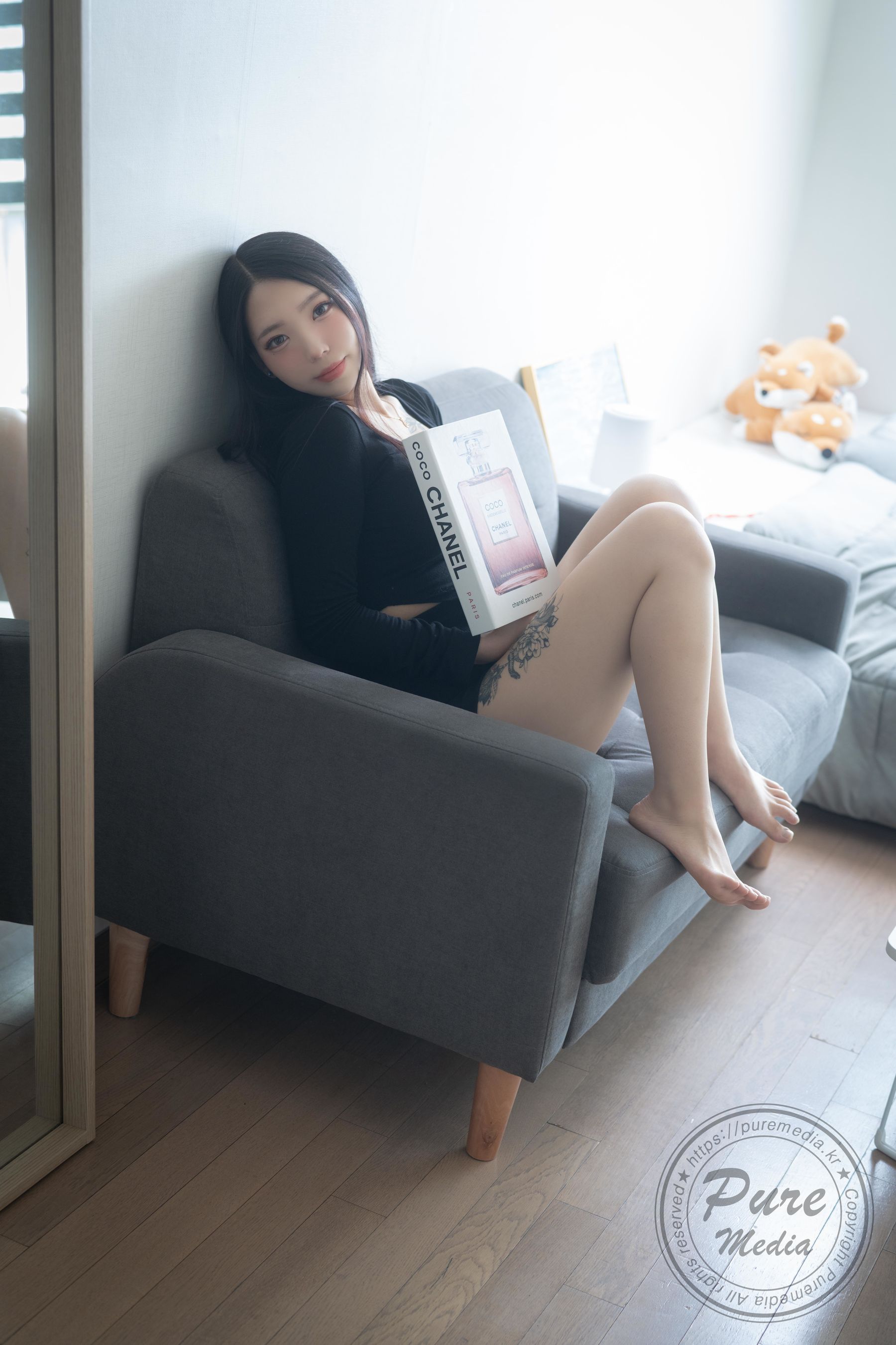 [PURE MEDIA] YeonHwa 黑衣女孩 [29P]