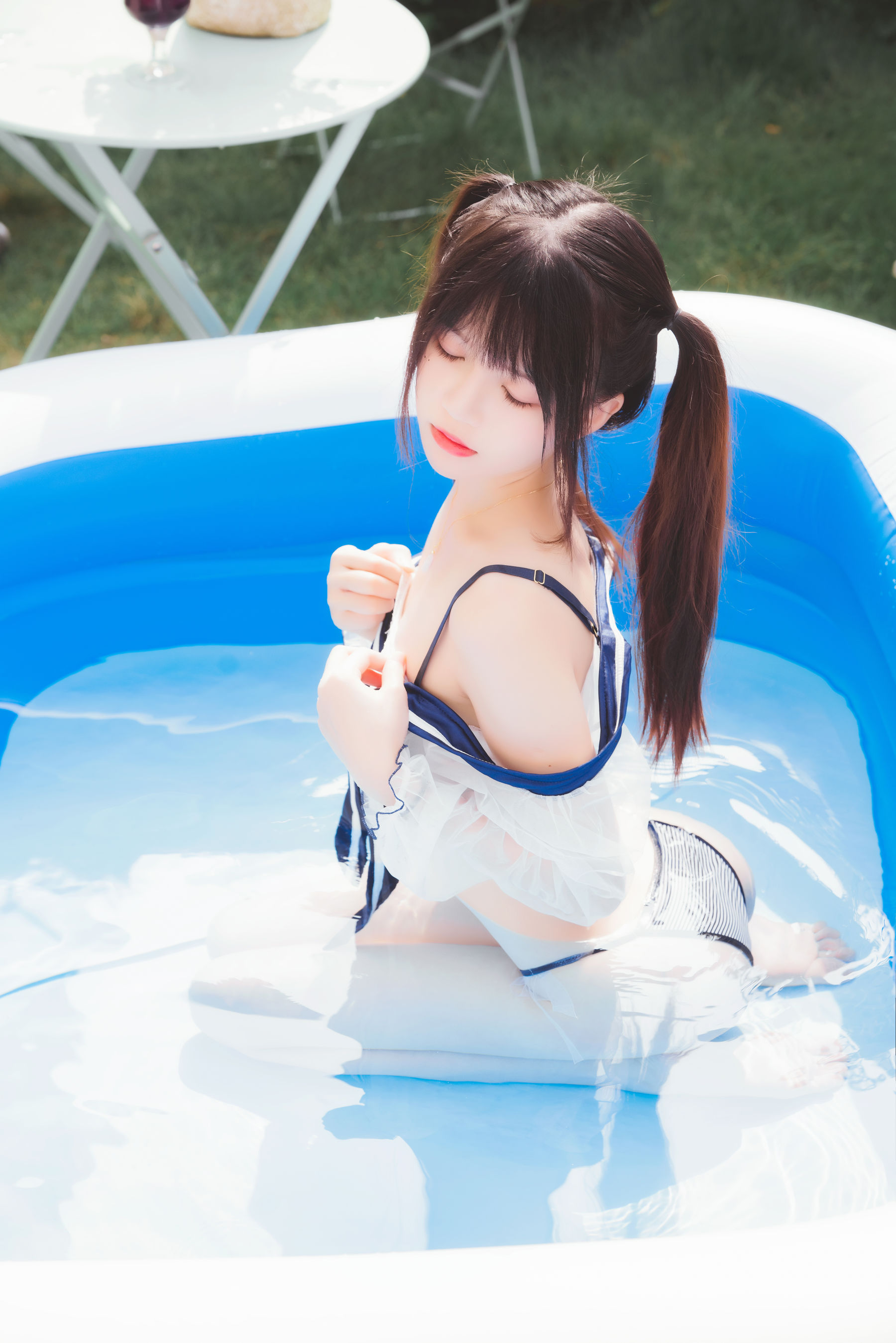 [COSPLAY] 桜桃喵 – 无尽夏