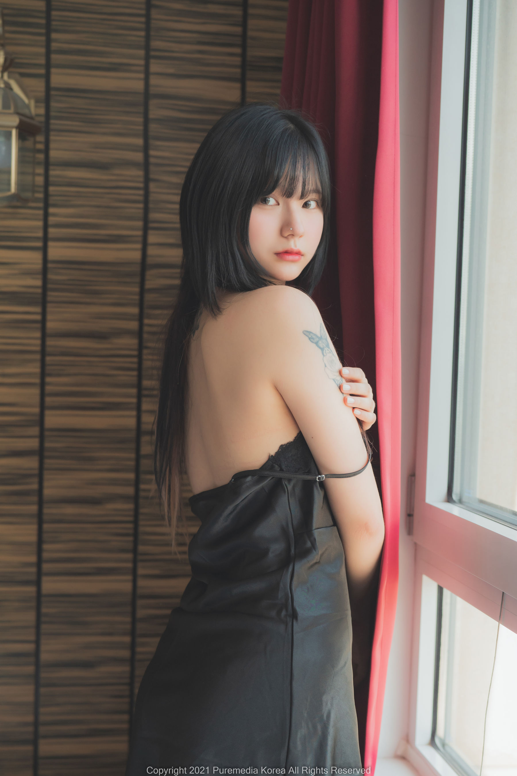 [PURE MEDIA] Hizzy 鼻钉女孩 [92P]