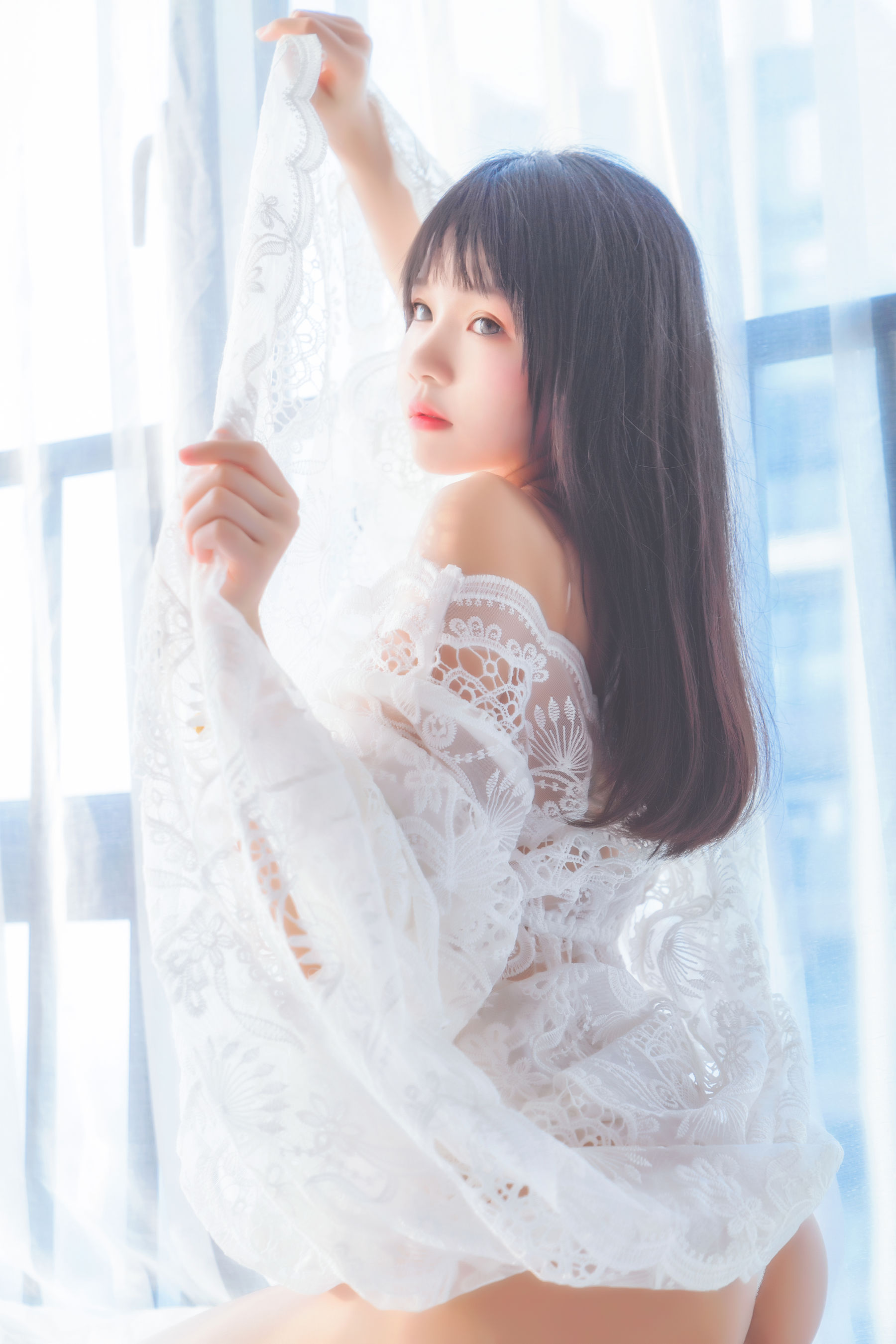 [COSPLAY] 桜桃喵 – 初雪