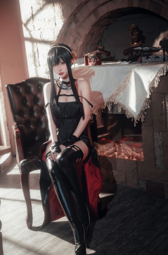 [COSPLAY] 清水由乃 间谍过家家 约尔战斗服