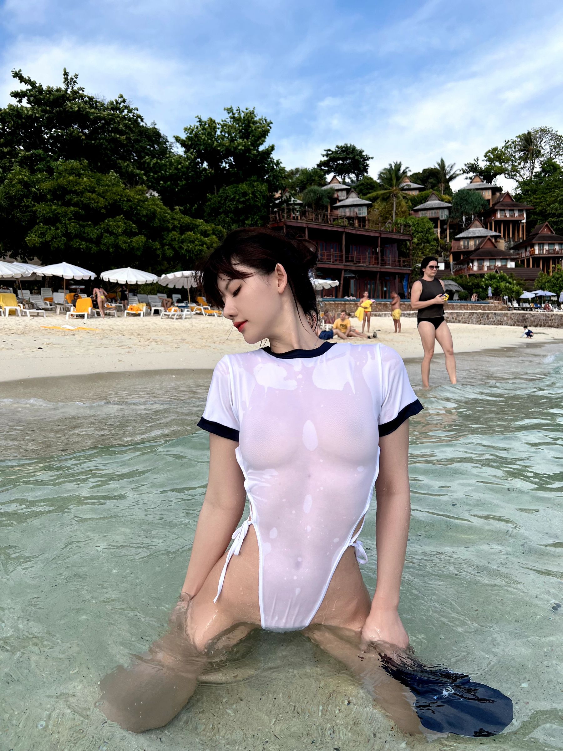 [秀人内购] 就是阿朱啊 诱人私拍福利 海岛透视