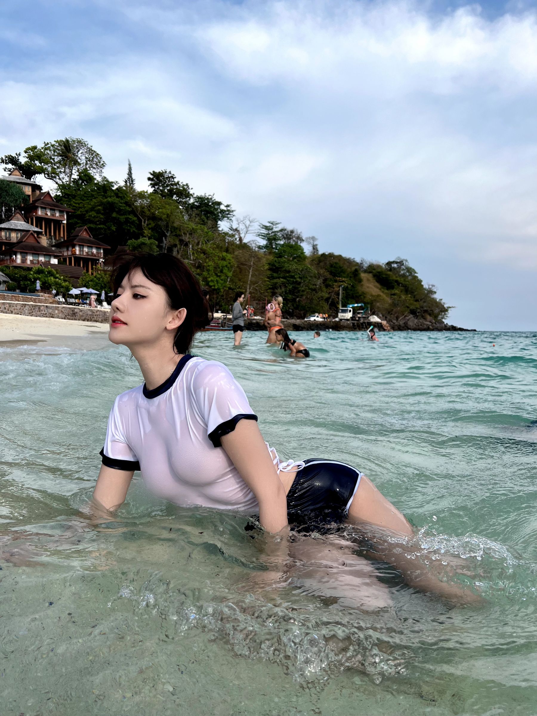 [秀人内购] 就是阿朱啊 诱人私拍福利 海岛透视