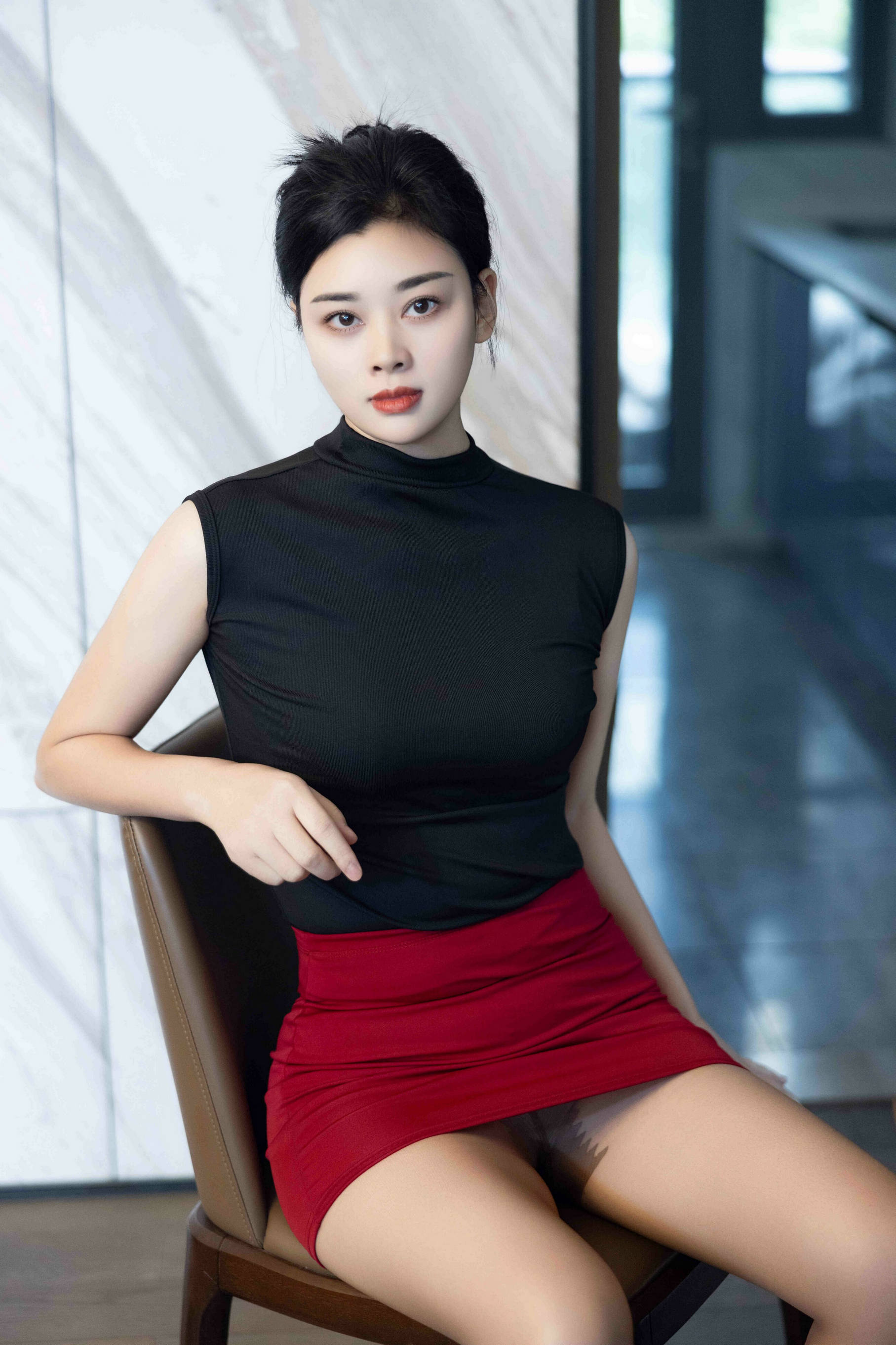 [秀人内购] 徐清妍 诱人私拍福利 OL黑丝