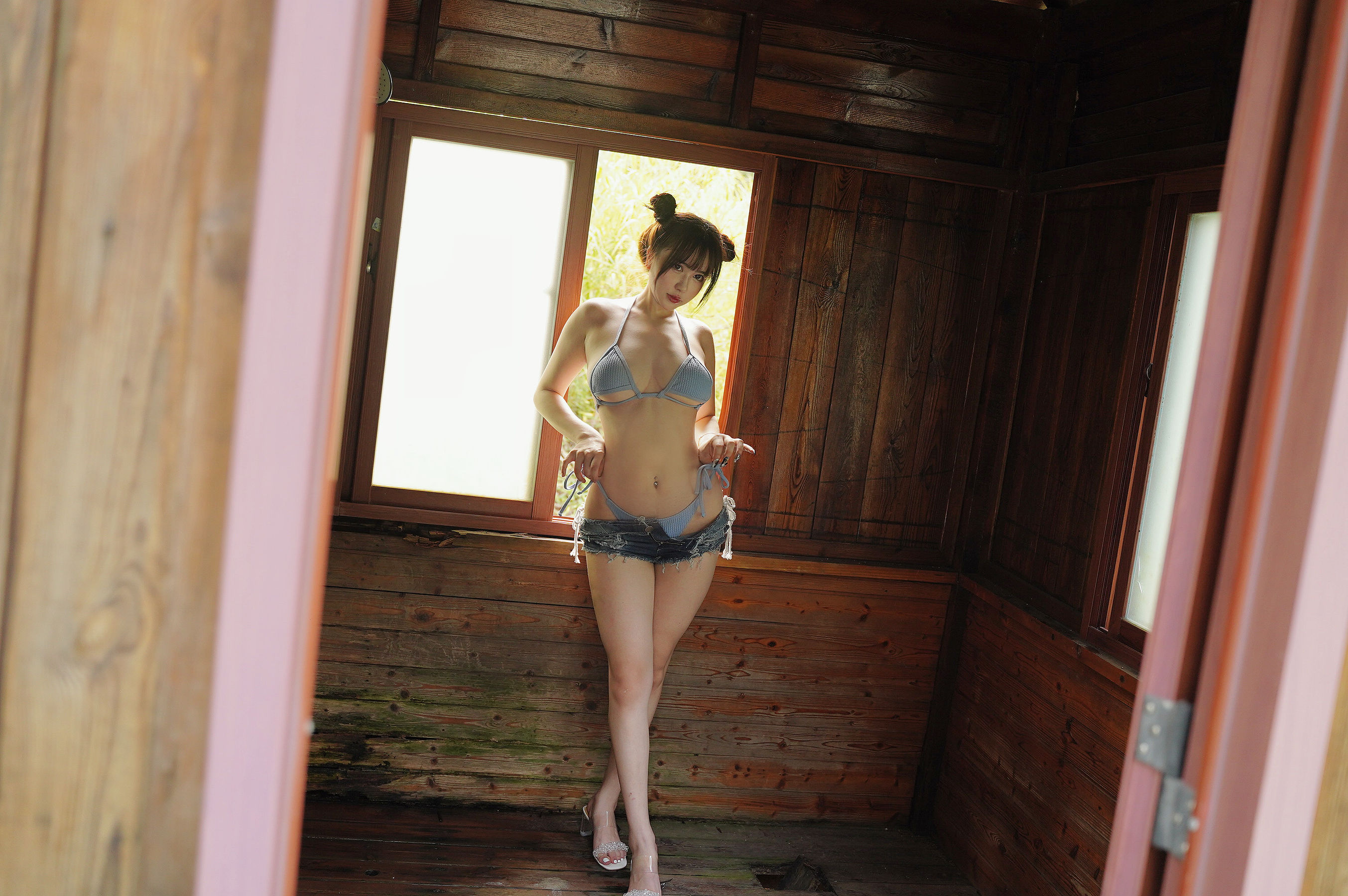 [COSPLAY] Tina很妖孽呀 – 蓝色比基尼