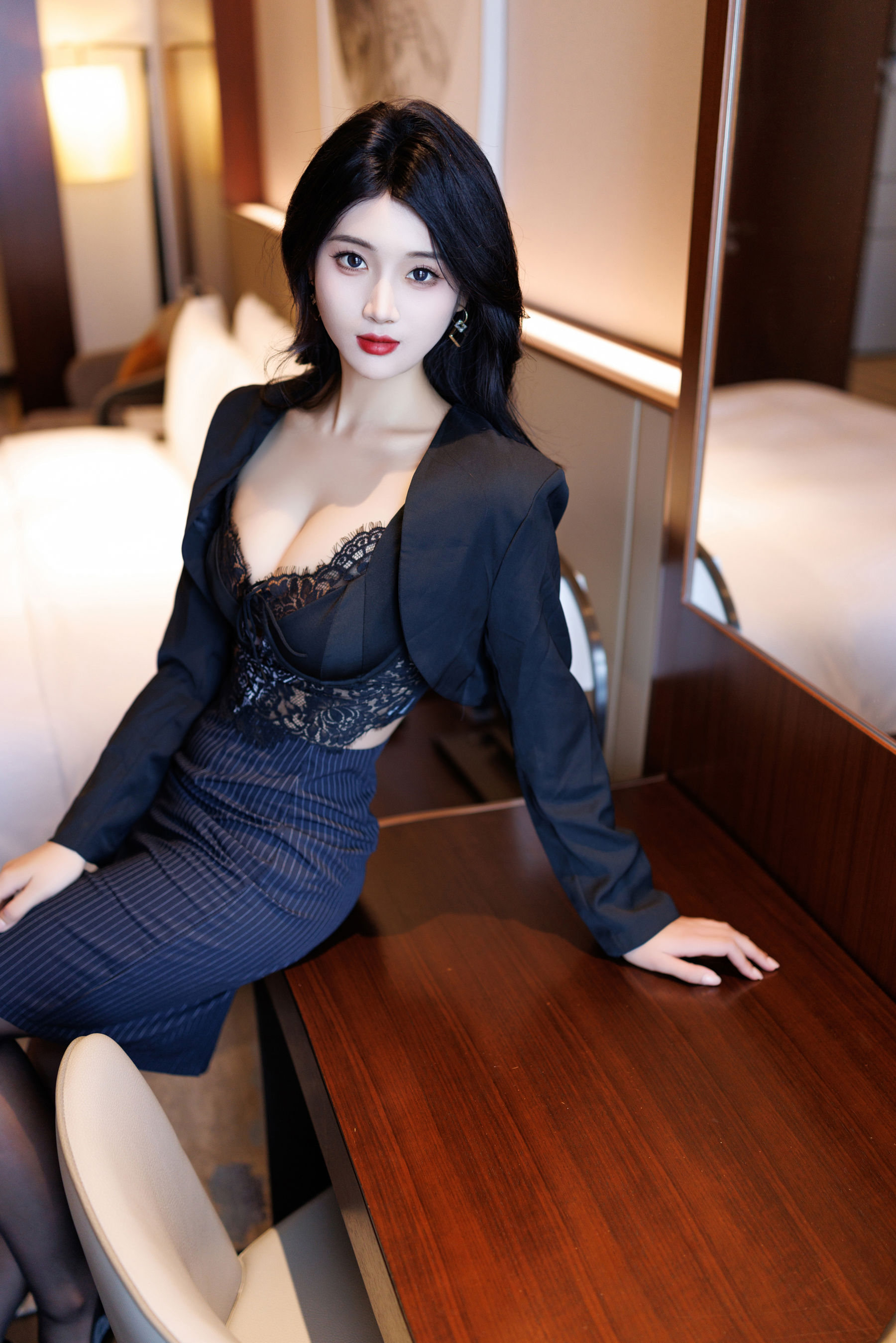 Gallery - [内购] 南乔 诱人私拍福利 御姐风 - 麻豆夹-美女图片-性感写真 - image 8