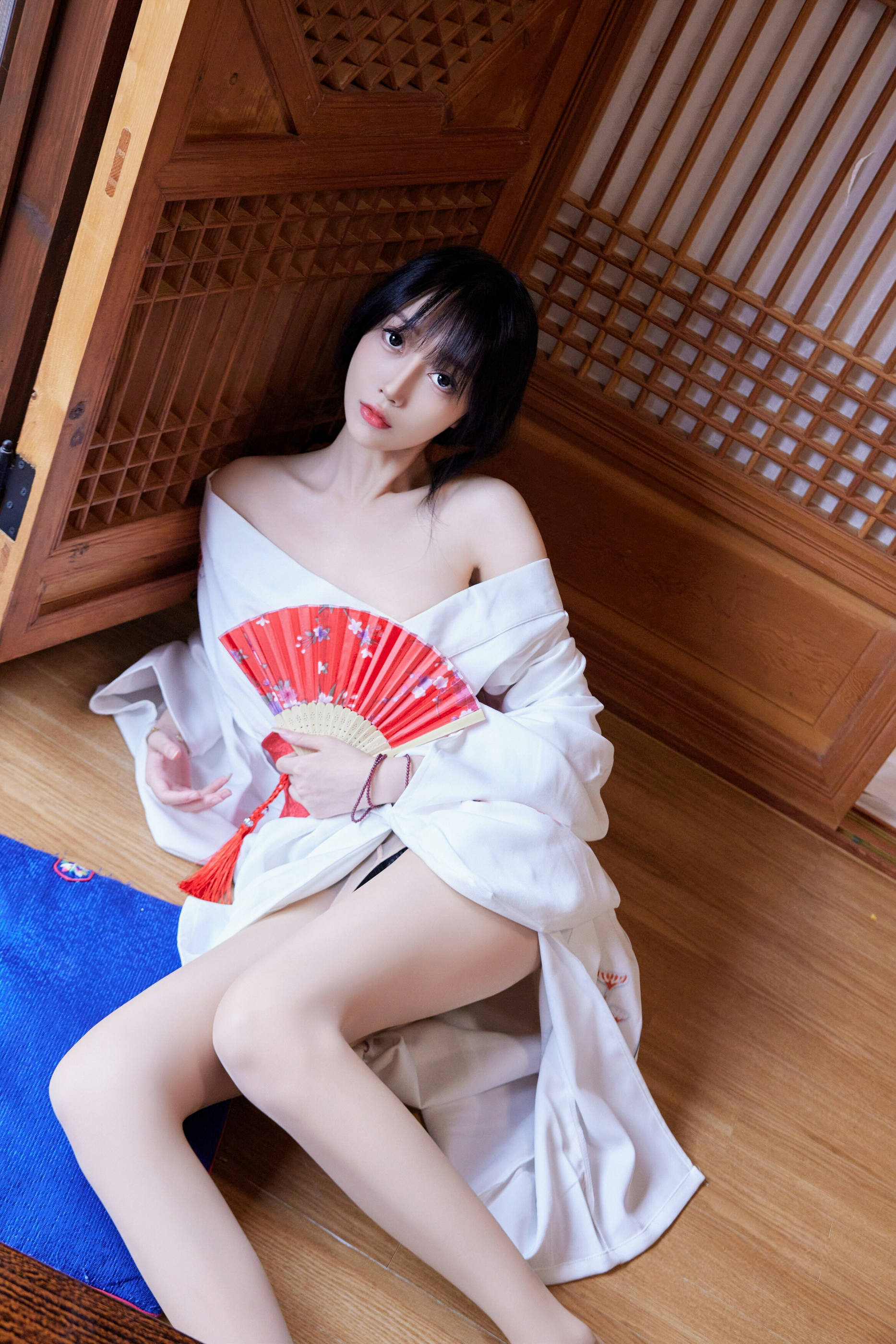 [秀人内购] 玥儿玥 诱人私拍福利 日式和服