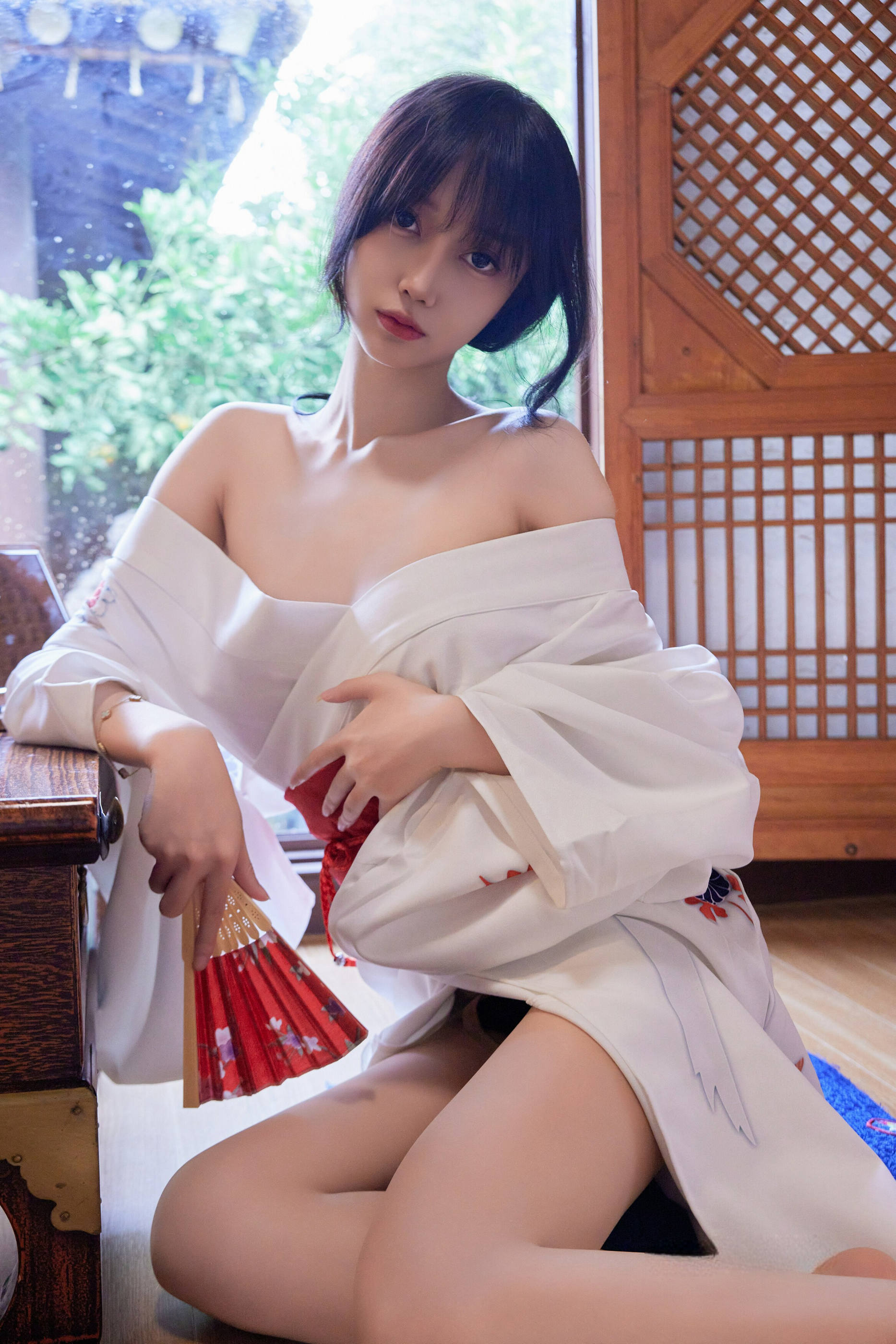 [秀人内购] 玥儿玥 诱人私拍福利 日式和服