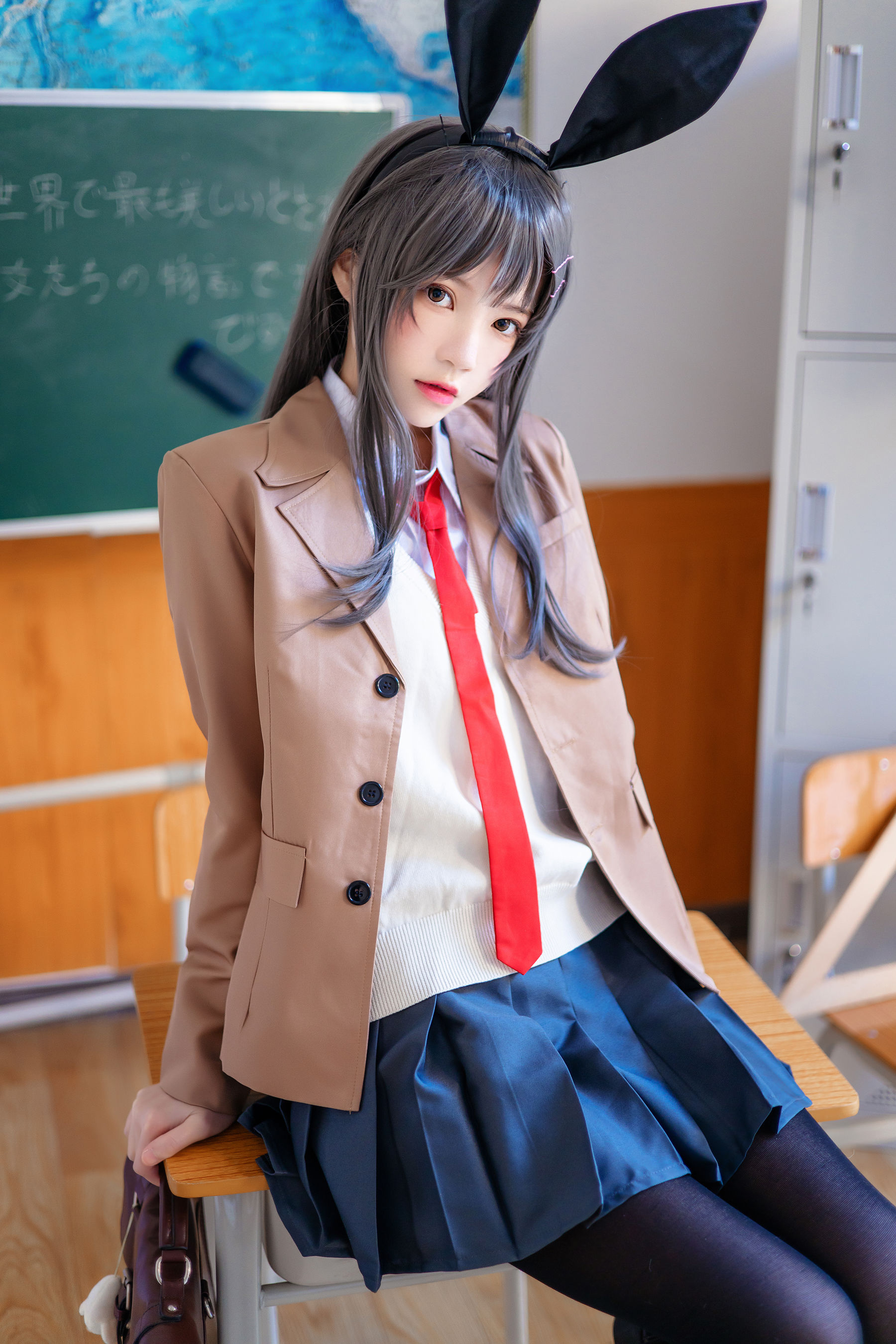[COSPLAY] 桜桃喵 – 麻衣JK