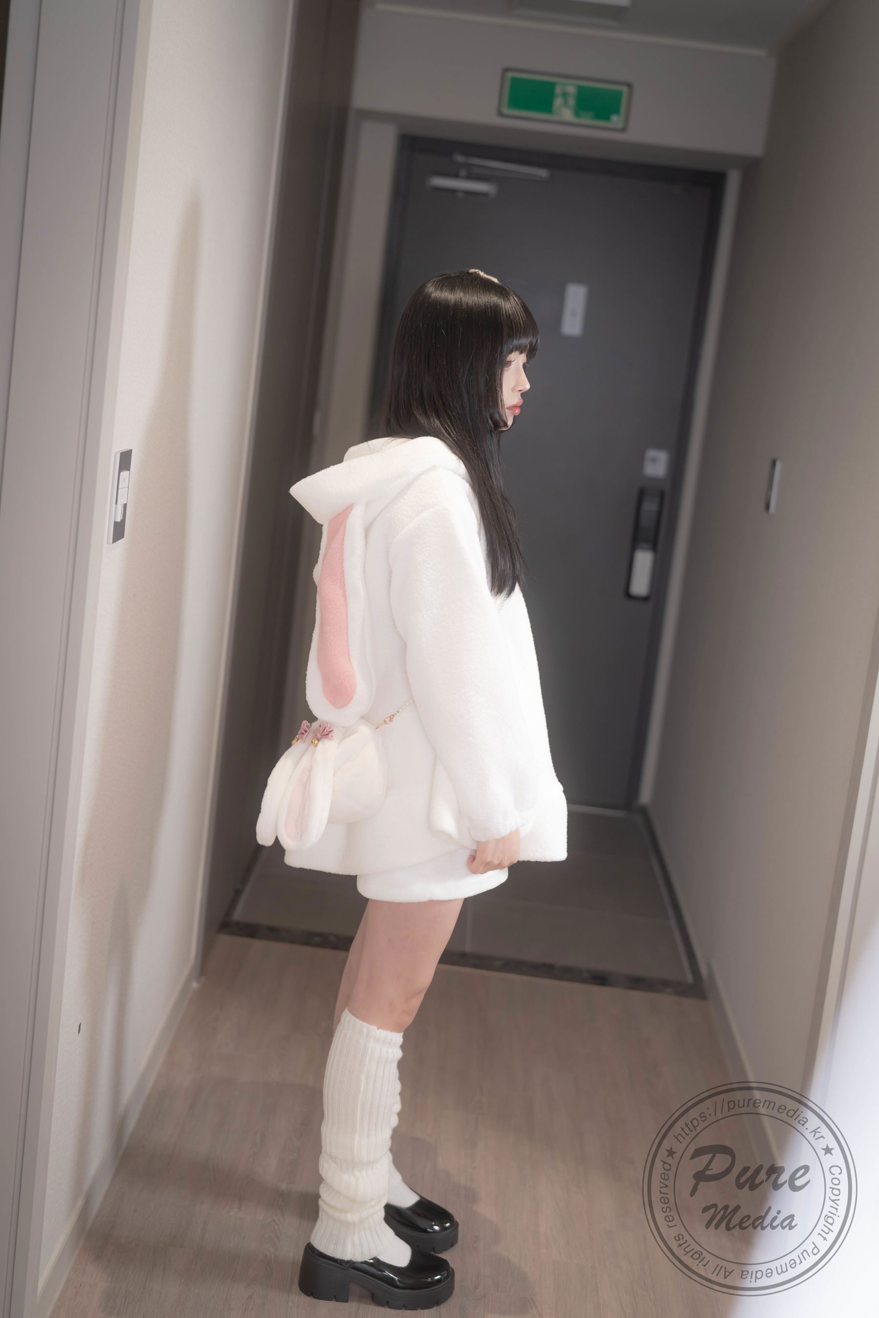 [PURE MEDIA] Jelly 白衣女孩 [40P]