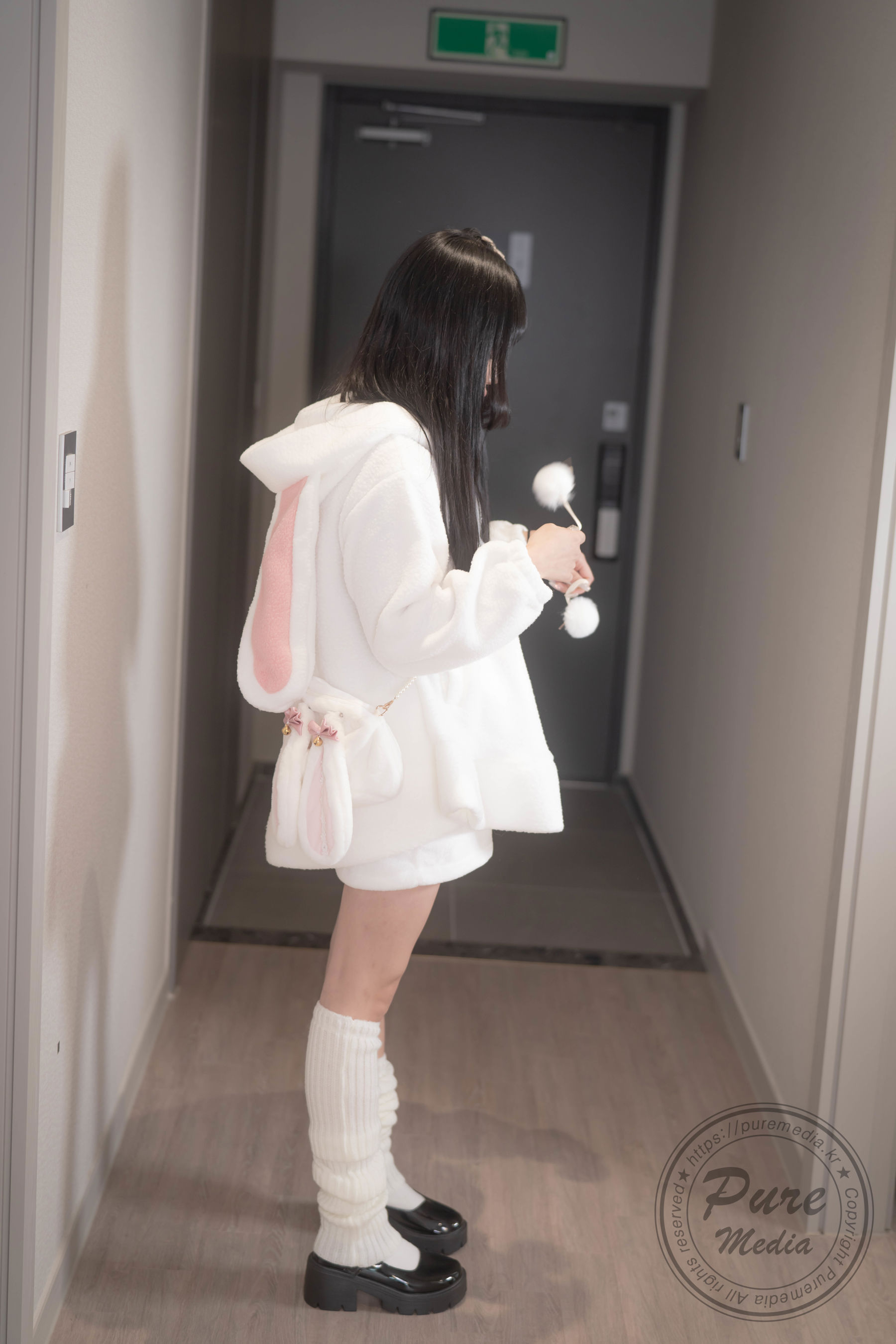[PURE MEDIA] Jelly 白衣女孩 [40P]
